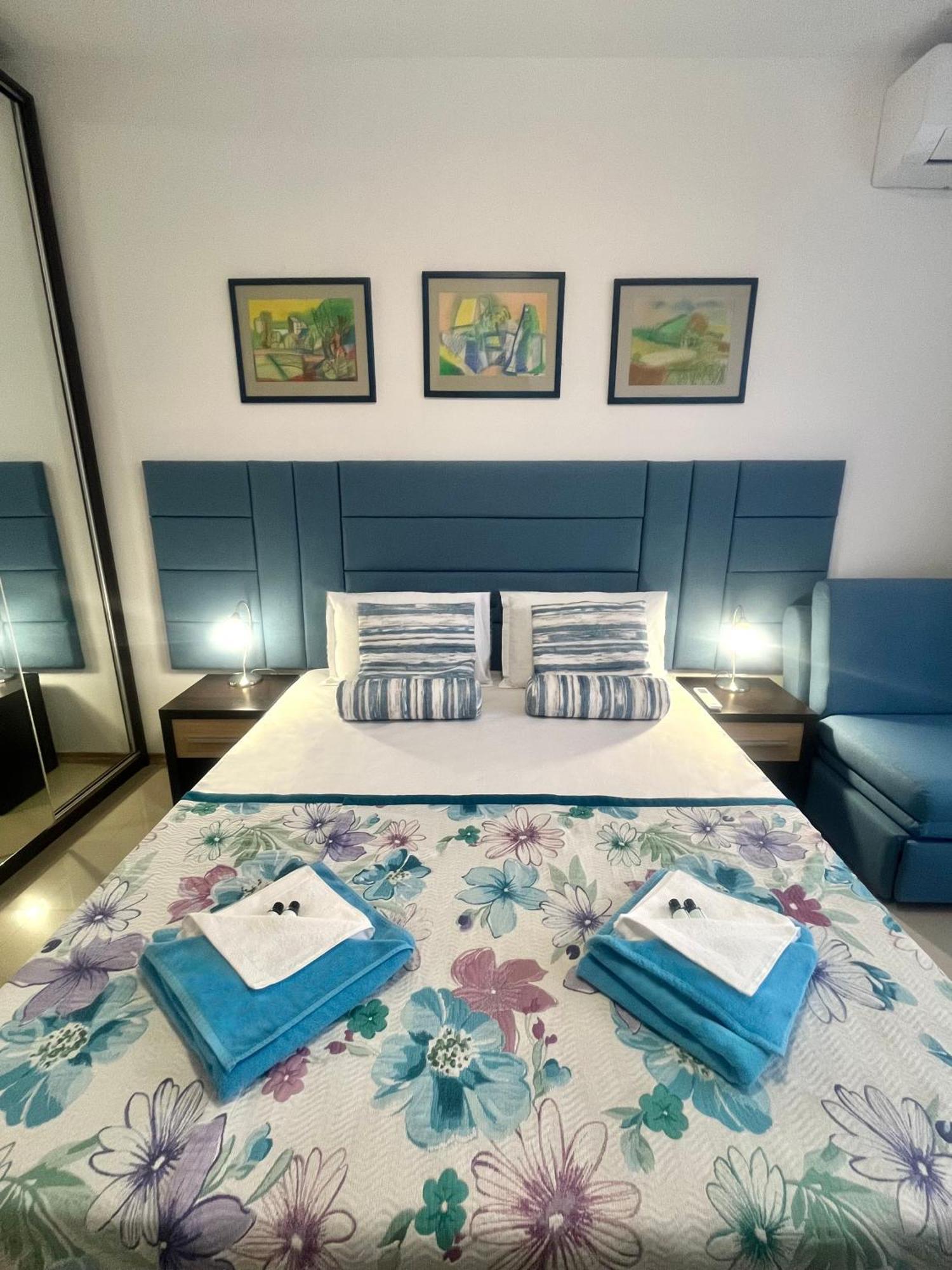 Luxury Lighthouse Golf Villa Balchik Esterno foto