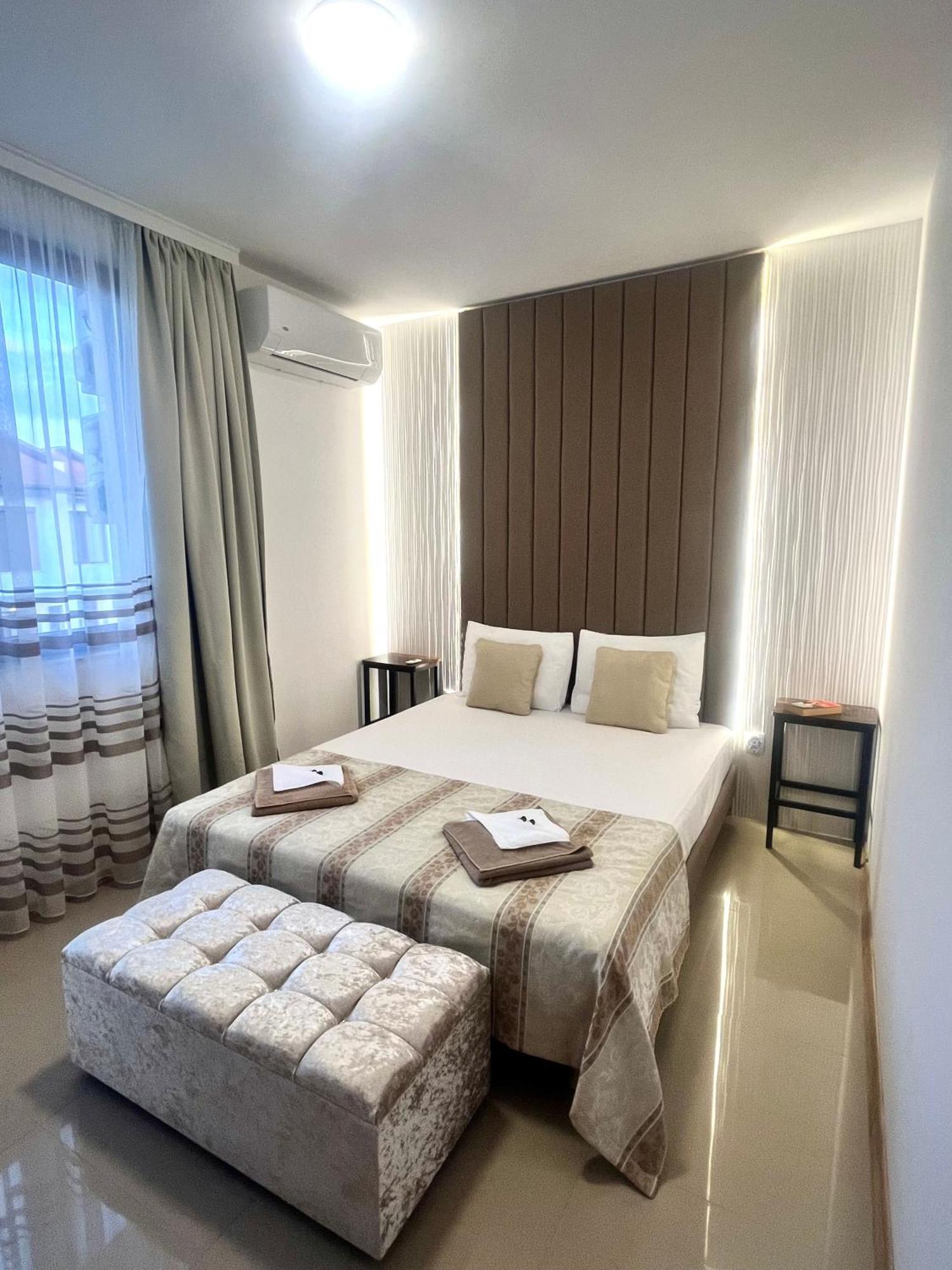 Luxury Lighthouse Golf Villa Balchik Esterno foto