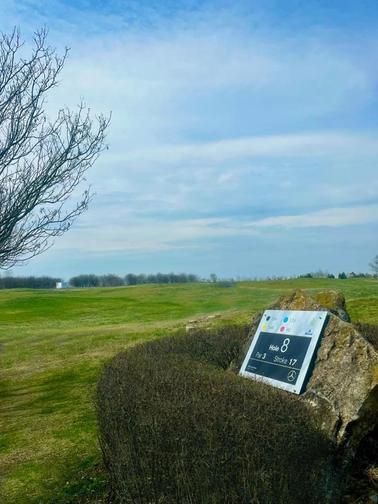 Luxury Lighthouse Golf Villa Balchik Esterno foto