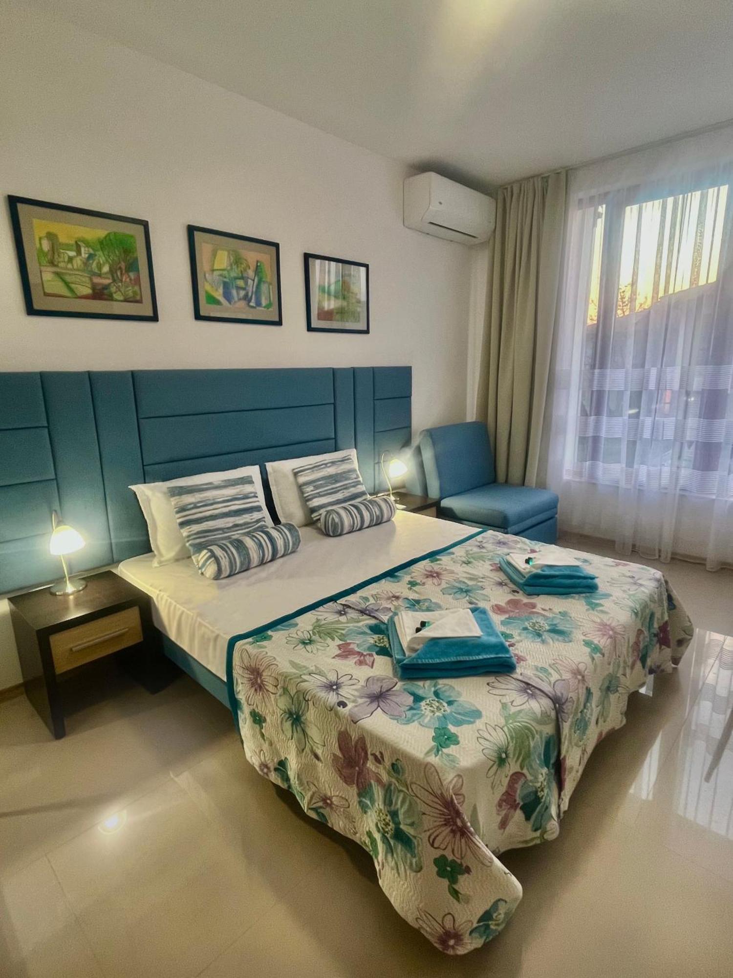 Luxury Lighthouse Golf Villa Balchik Esterno foto